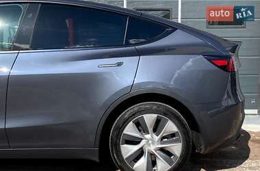 Внедорожник / Кроссовер Tesla Model Y 2023 в 