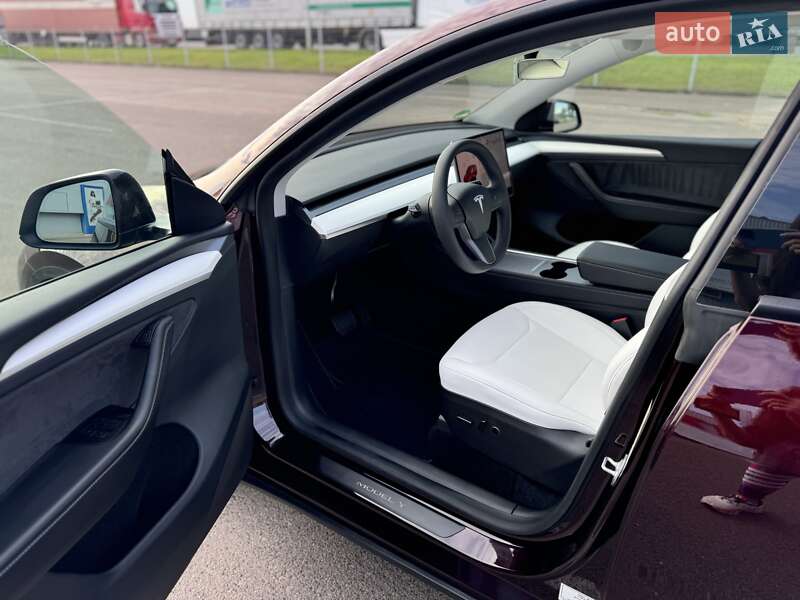 Внедорожник / Кроссовер Tesla Model Y 2024 в Ковеле фото 15 Внедорожник / Кроссовер Tesla Model Y 2024 в Ковеле