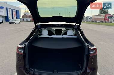 Внедорожник / Кроссовер Tesla Model Y 2024 в 