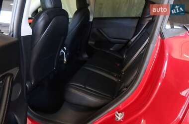 Внедорожник / Кроссовер Tesla Model Y 2021 в 