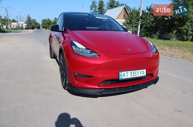 Внедорожник / Кроссовер Tesla Model Y 2021 в 