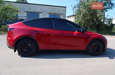 Внедорожник / Кроссовер Tesla Model Y 2021 в 