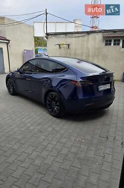 Внедорожник / Кроссовер Tesla Model Y 2023 в 