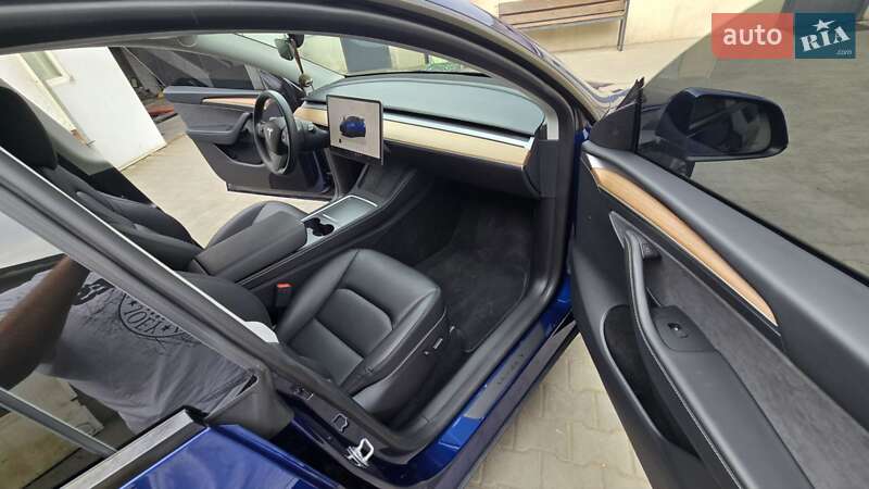 Внедорожник / Кроссовер Tesla Model Y 2023 в Одессе