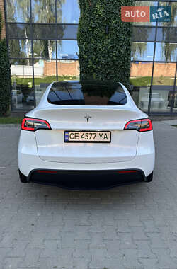 Внедорожник / Кроссовер Tesla Model Y 2024 в 