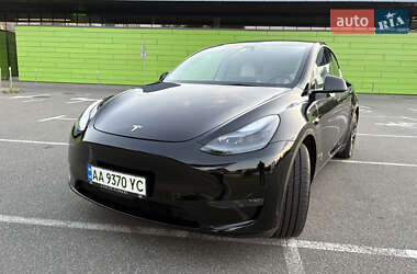 Внедорожник / Кроссовер Tesla Model Y 2024 в 