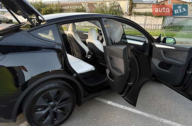 Внедорожник / Кроссовер Tesla Model Y 2024 в 