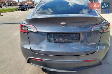Внедорожник / Кроссовер Tesla Model Y 2023 в 