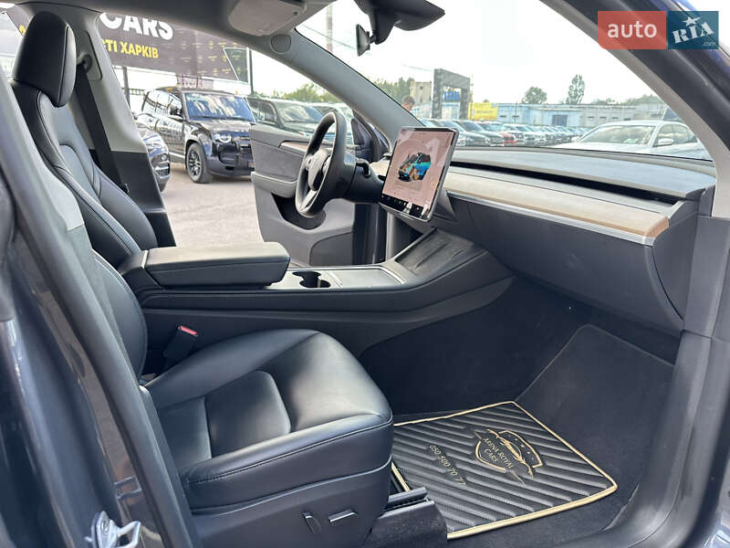 Внедорожник / Кроссовер Tesla Model Y 2023 в Харькове