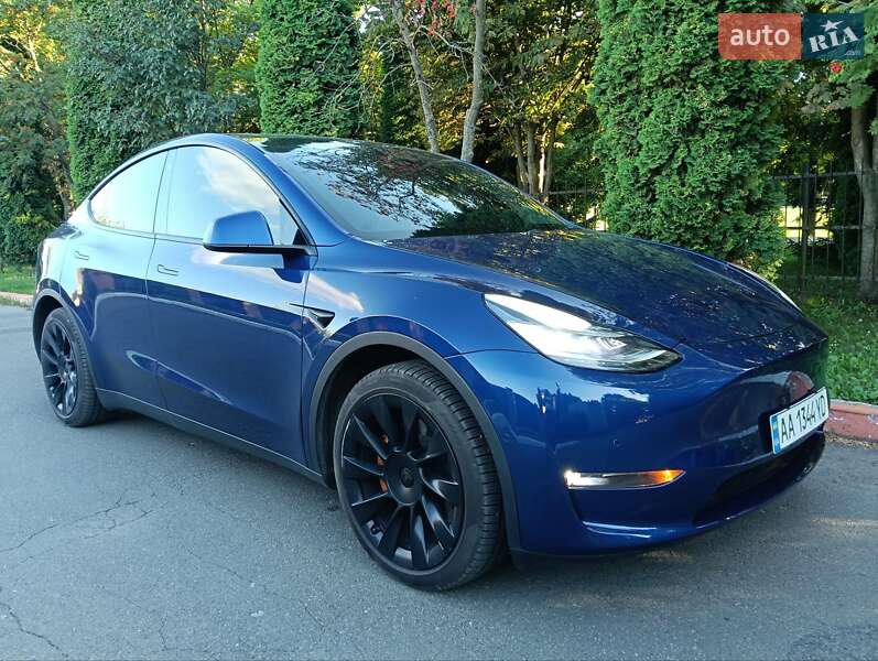 Tesla Model Y 2020