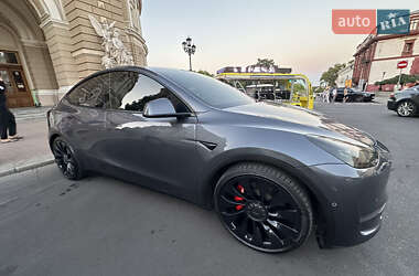Внедорожник / Кроссовер Tesla Model Y 2022 в 