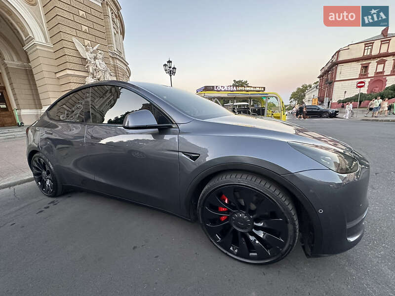 Внедорожник / Кроссовер Tesla Model Y 2022 в 