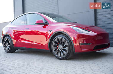 Внедорожник / Кроссовер Tesla Model Y 2022 в 
