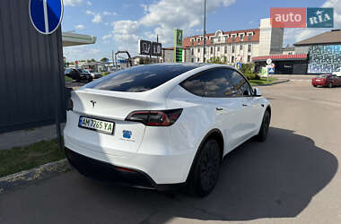 Внедорожник / Кроссовер Tesla Model Y 2023 в 