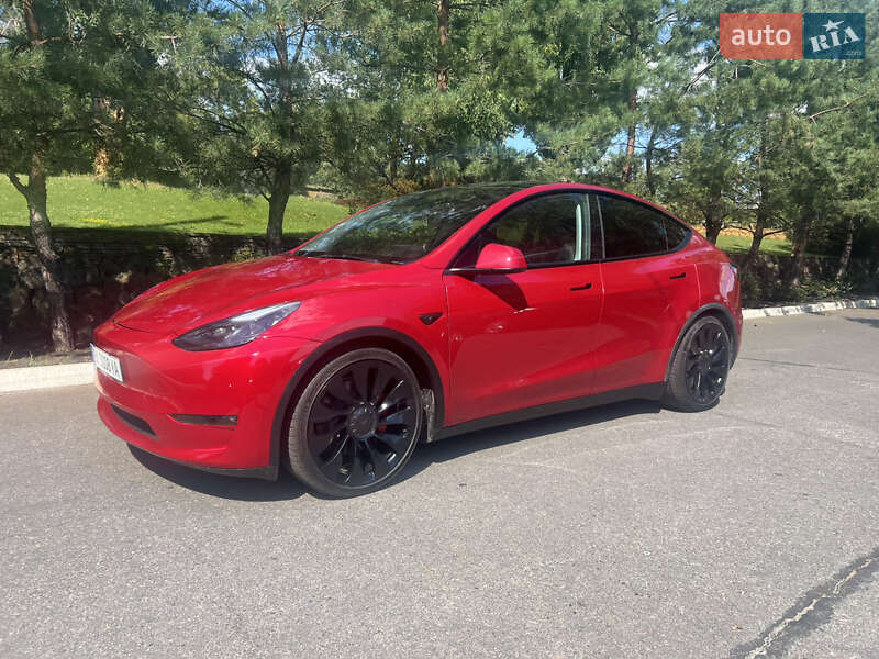Внедорожник / Кроссовер Tesla Model Y 2023 в Кременчуге