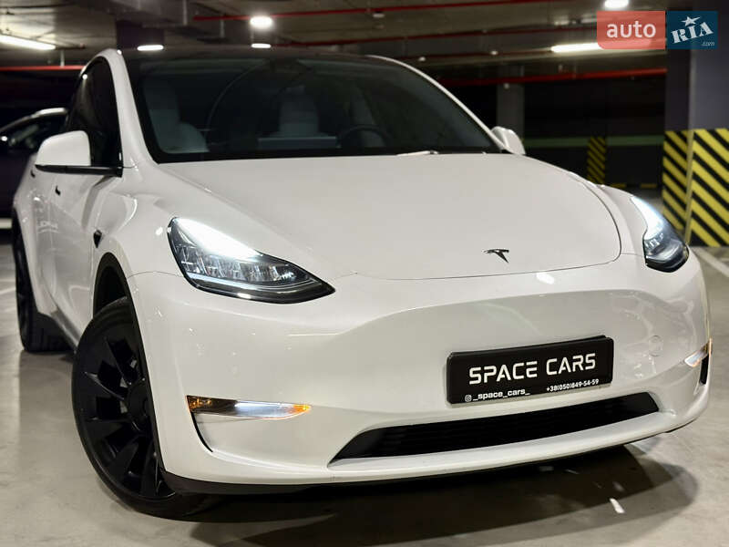 Внедорожник / Кроссовер Tesla Model Y 2021 в Киеве