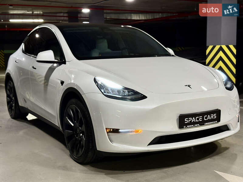 Внедорожник / Кроссовер Tesla Model Y 2021 в Киеве