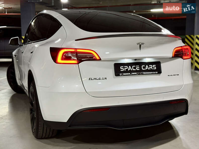 Внедорожник / Кроссовер Tesla Model Y 2021 в Киеве