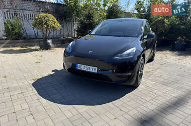 Внедорожник / Кроссовер Tesla Model Y 2024 в 