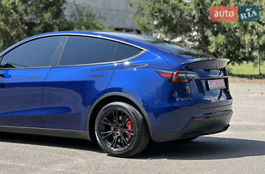 Внедорожник / Кроссовер Tesla Model Y 2024 в 