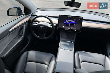 Внедорожник / Кроссовер Tesla Model Y 2024 в 
