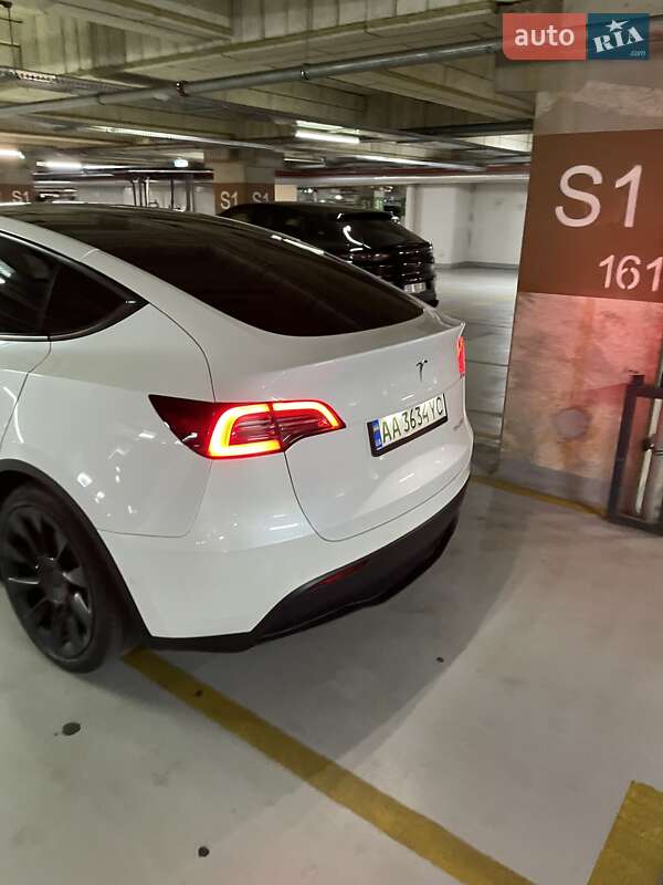 Внедорожник / Кроссовер Tesla Model Y 2021 в Первомайске