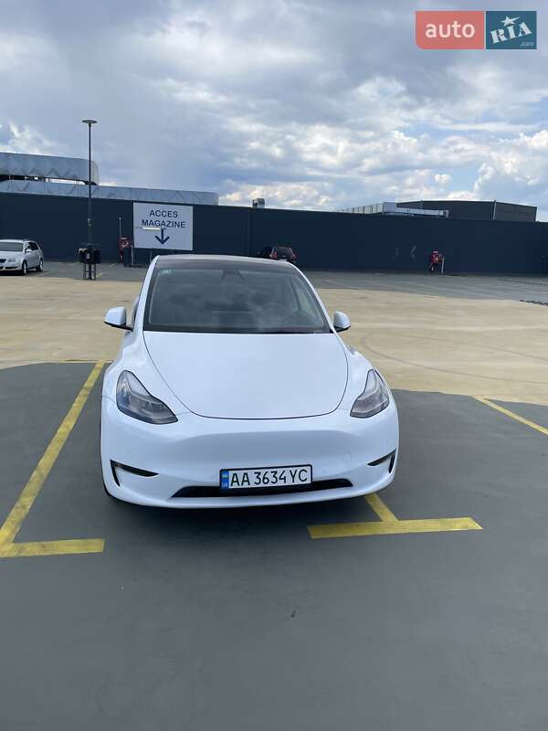 Внедорожник / Кроссовер Tesla Model Y 2021 в Первомайске