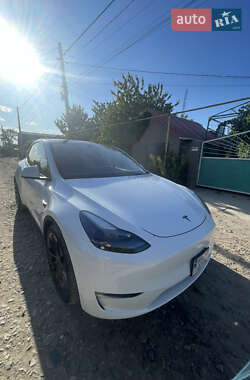 Внедорожник / Кроссовер Tesla Model Y 2022 в 