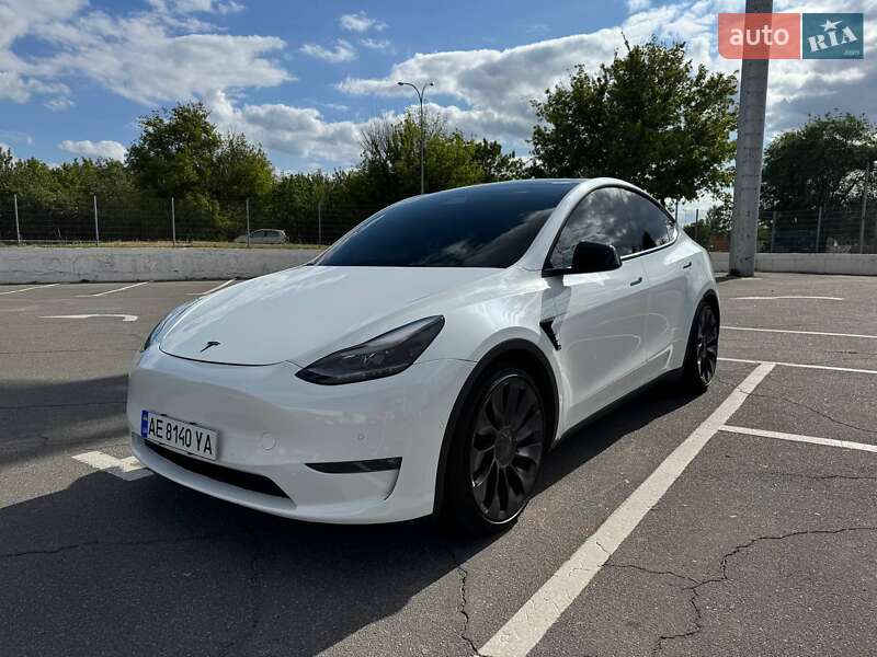 Внедорожник / Кроссовер Tesla Model Y 2021 в Днепре