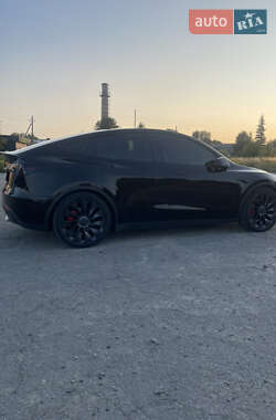 Внедорожник / Кроссовер Tesla Model Y 2022 в 