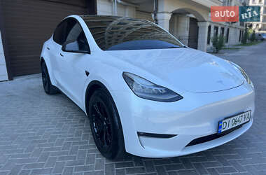 Внедорожник / Кроссовер Tesla Model Y 2021 в 