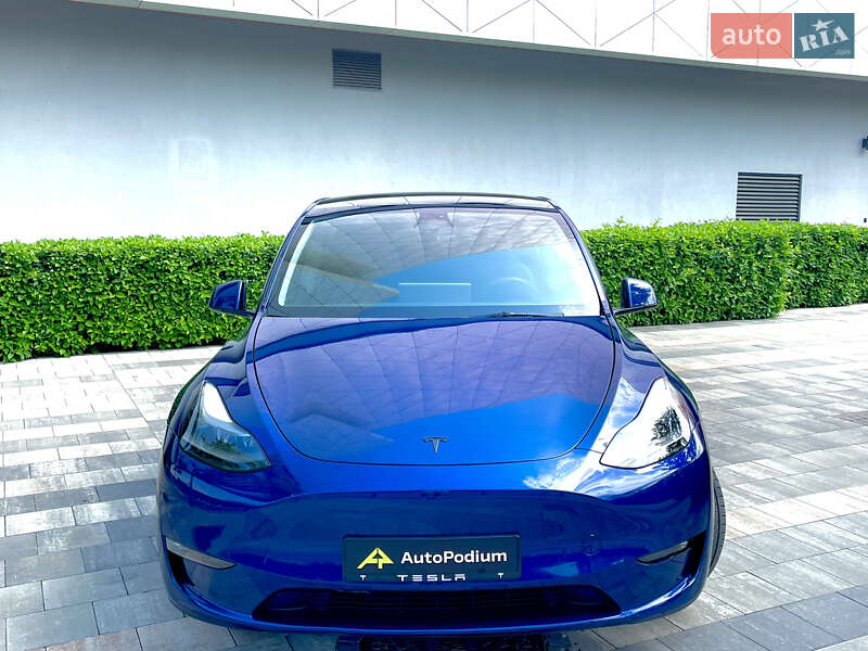 Внедорожник / Кроссовер Tesla Model Y 2023 в Киеве
