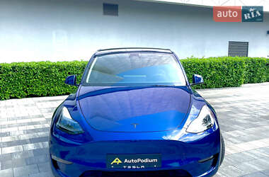 Внедорожник / Кроссовер Tesla Model Y 2023 в 