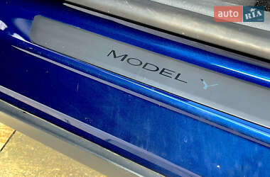 Внедорожник / Кроссовер Tesla Model Y 2023 в 