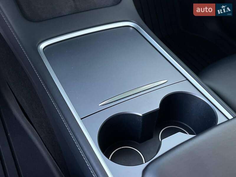 Внедорожник / Кроссовер Tesla Model Y 2022 в Львове фото 22 Внедорожник / Кроссовер Tesla Model Y 2022 в Львове