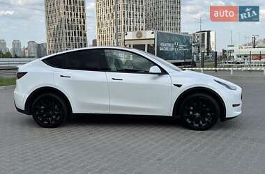 Внедорожник / Кроссовер Tesla Model Y 2023 в 