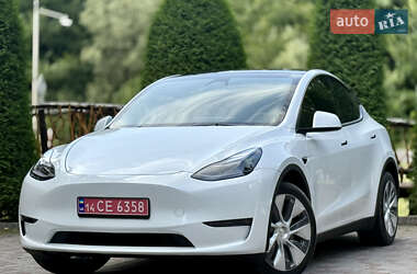 Внедорожник / Кроссовер Tesla Model Y 2023 в 