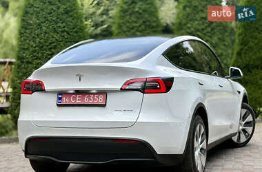 Внедорожник / Кроссовер Tesla Model Y 2023 в 