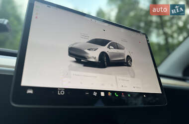 Внедорожник / Кроссовер Tesla Model Y 2023 в 