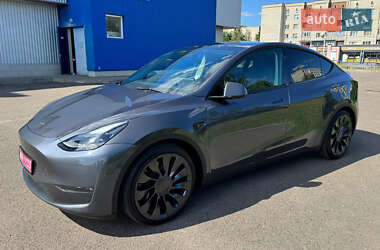 Внедорожник / Кроссовер Tesla Model Y 2023 в 