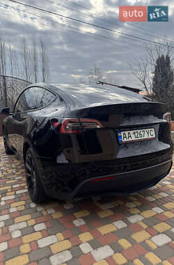 Внедорожник / Кроссовер Tesla Model Y 2022 в 