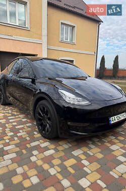 Внедорожник / Кроссовер Tesla Model Y 2022 в 