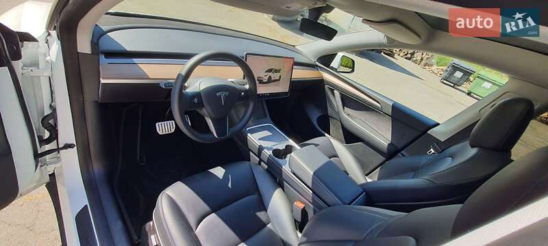 Позашляховик / Кросовер Tesla Model Y 2022 в Львові