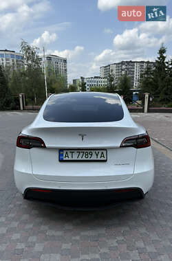 Внедорожник / Кроссовер Tesla Model Y 2021 в 