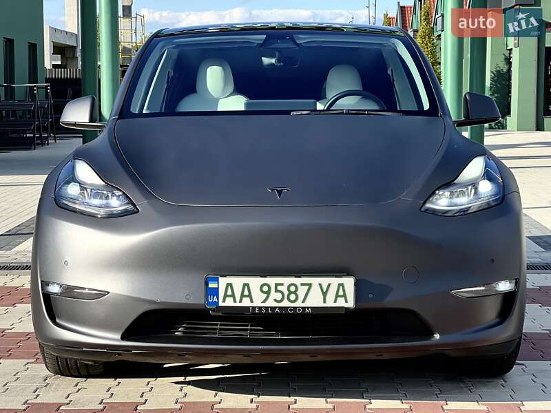 Внедорожник / Кроссовер Tesla Model Y 2022 в Киеве