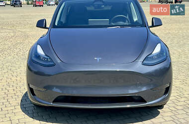 Внедорожник / Кроссовер Tesla Model Y 2024 в 