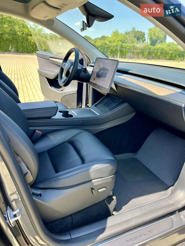 Внедорожник / Кроссовер Tesla Model Y 2023 в Одессе