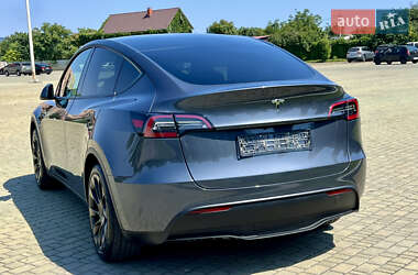 Внедорожник / Кроссовер Tesla Model Y 2024 в 