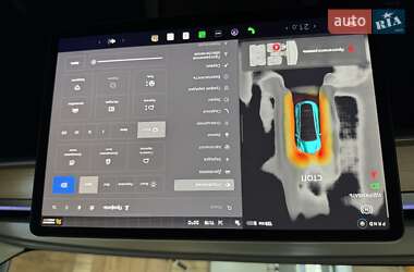 Внедорожник / Кроссовер Tesla Model Y 2024 в 