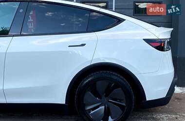 Внедорожник / Кроссовер Tesla Model Y 2025 в 